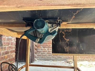 Heavy-Duty Wood Cutting Machine for Sale – Excellent Condition