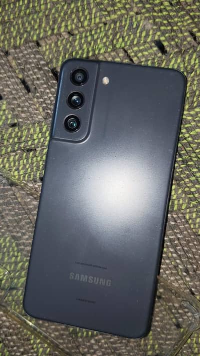 Samsung Mobile S21 FE 6.128