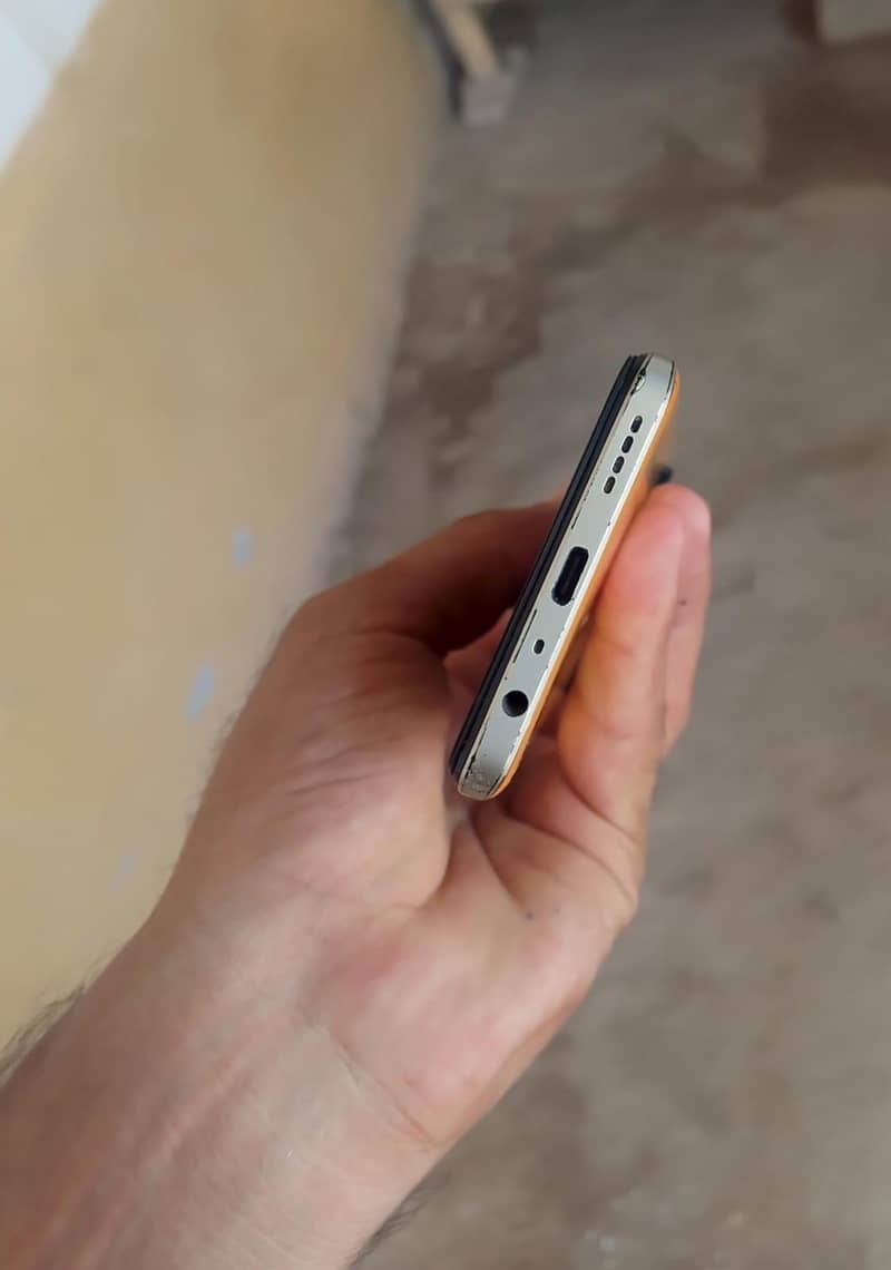 realme 9 3