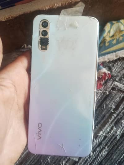 Vivo S1