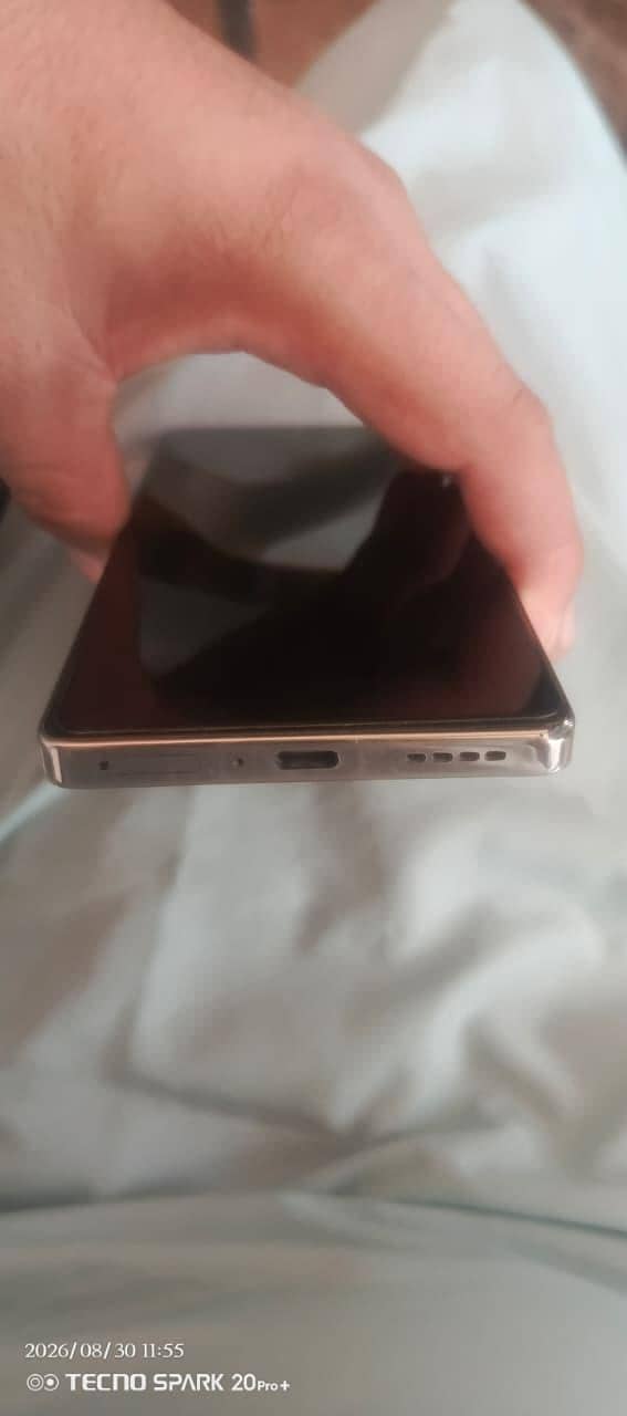 Infinix Note 40 5