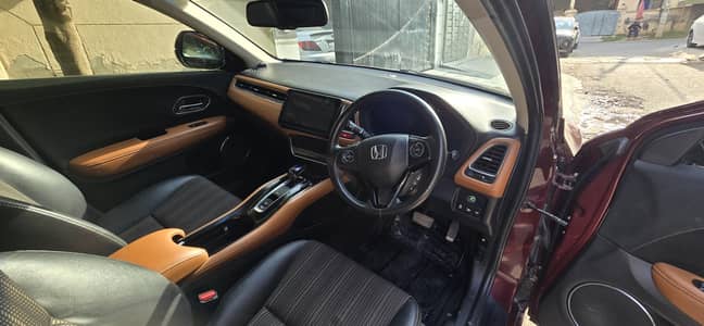 Honda Vezel Z Package 2015