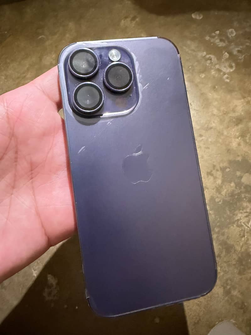 Apple iPhone 14 Pro 2