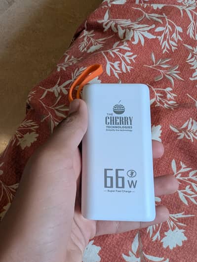 Cherry technoligie power bank 66w