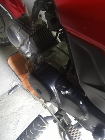 Honda CD 70 dream hai 2024 model hai