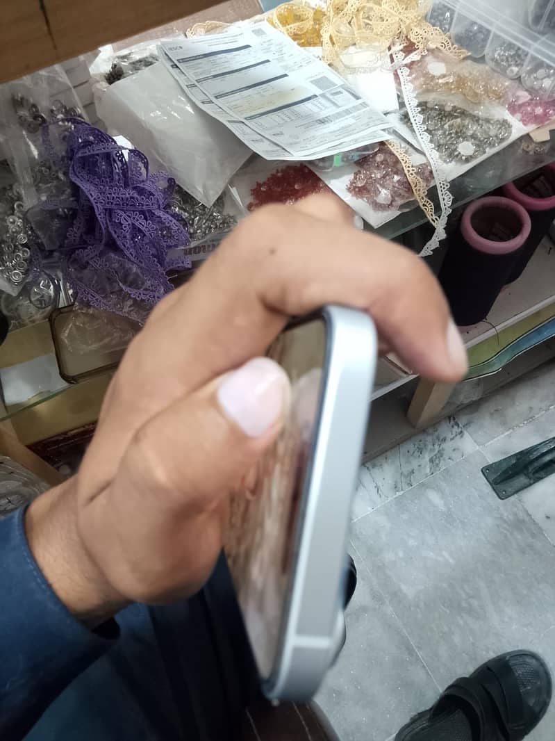 Apple iPhone 15 1
