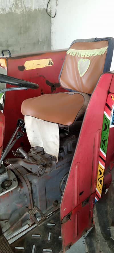 Tractor for sale 2012 Model