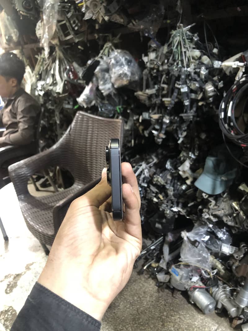 Apple iPhone 14 Pro 3