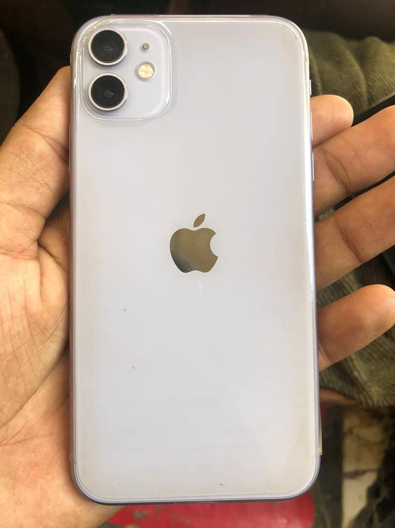 Apple iPhone 11 3