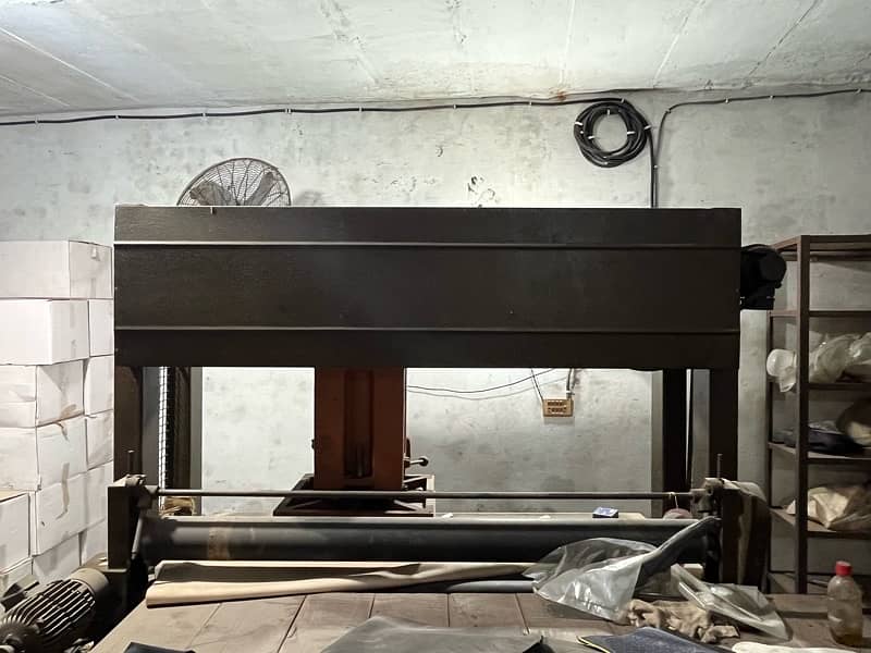 press cutting machine 2