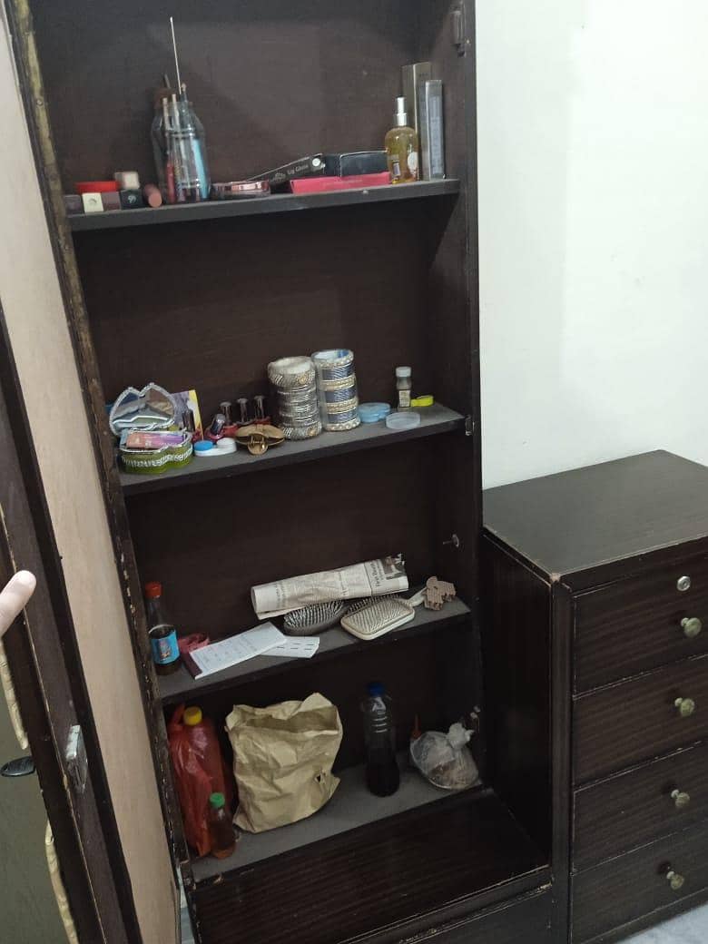 Dressing Table 2