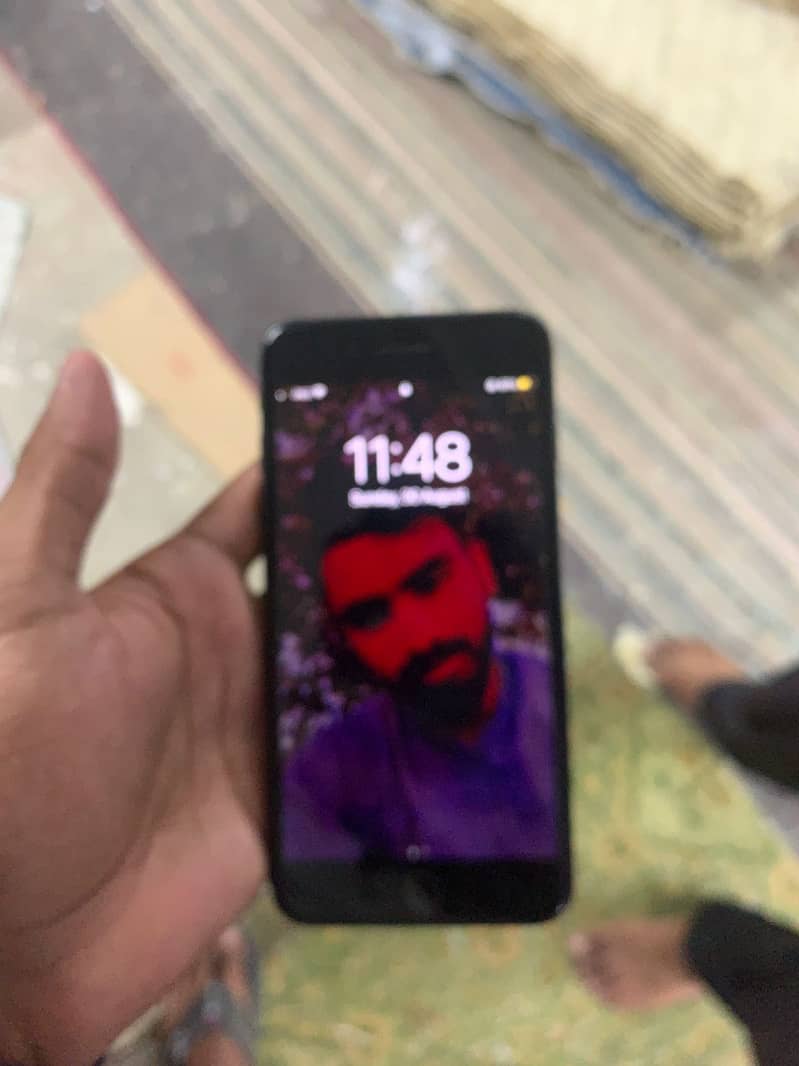 Apple iPhone 7 Plus 3