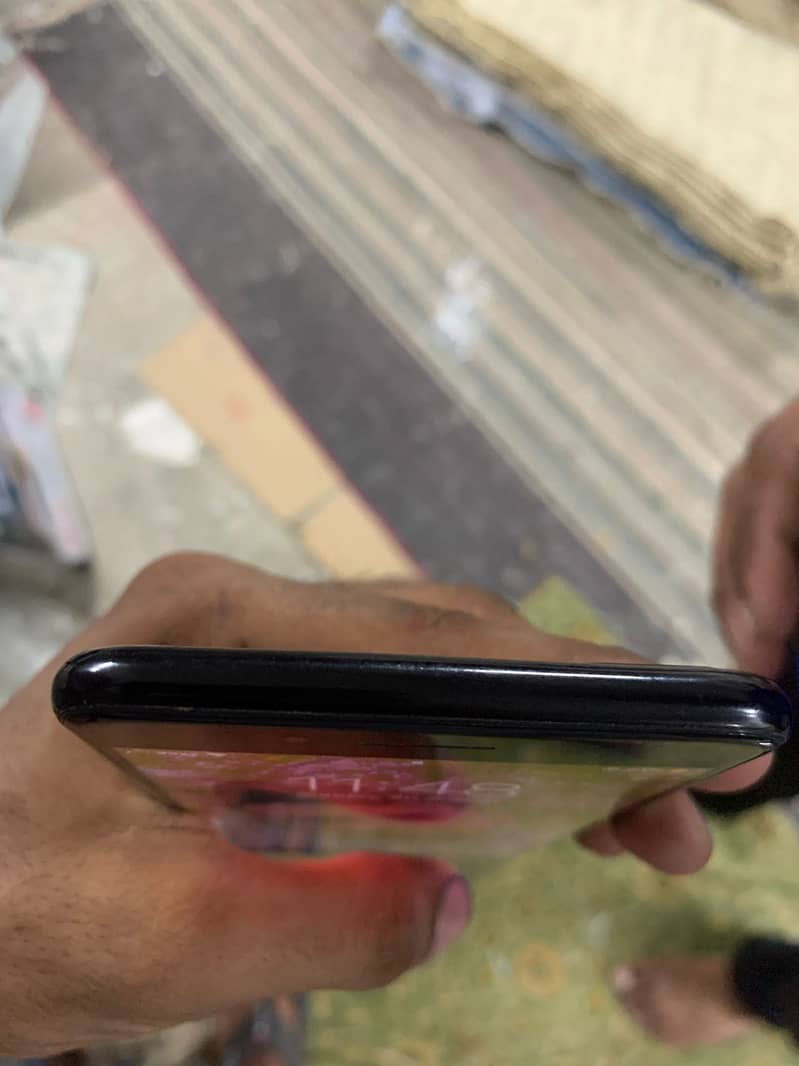 Apple iPhone 7 Plus 5