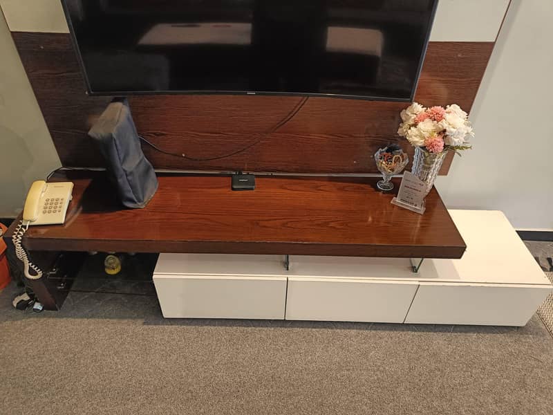 console table 1