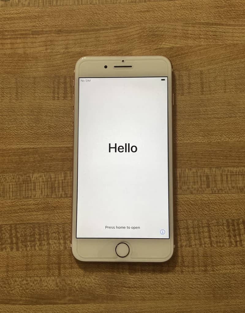 Apple iPhone 7 Plus 1