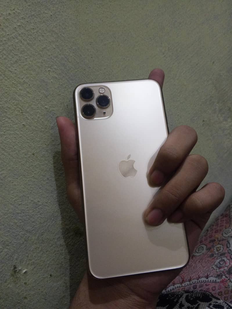 Apple iPhone 11 Pro Max 5