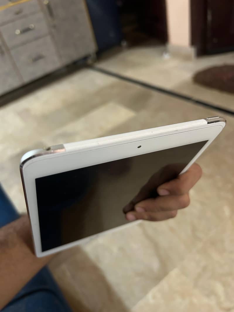 ipad mini 4 6