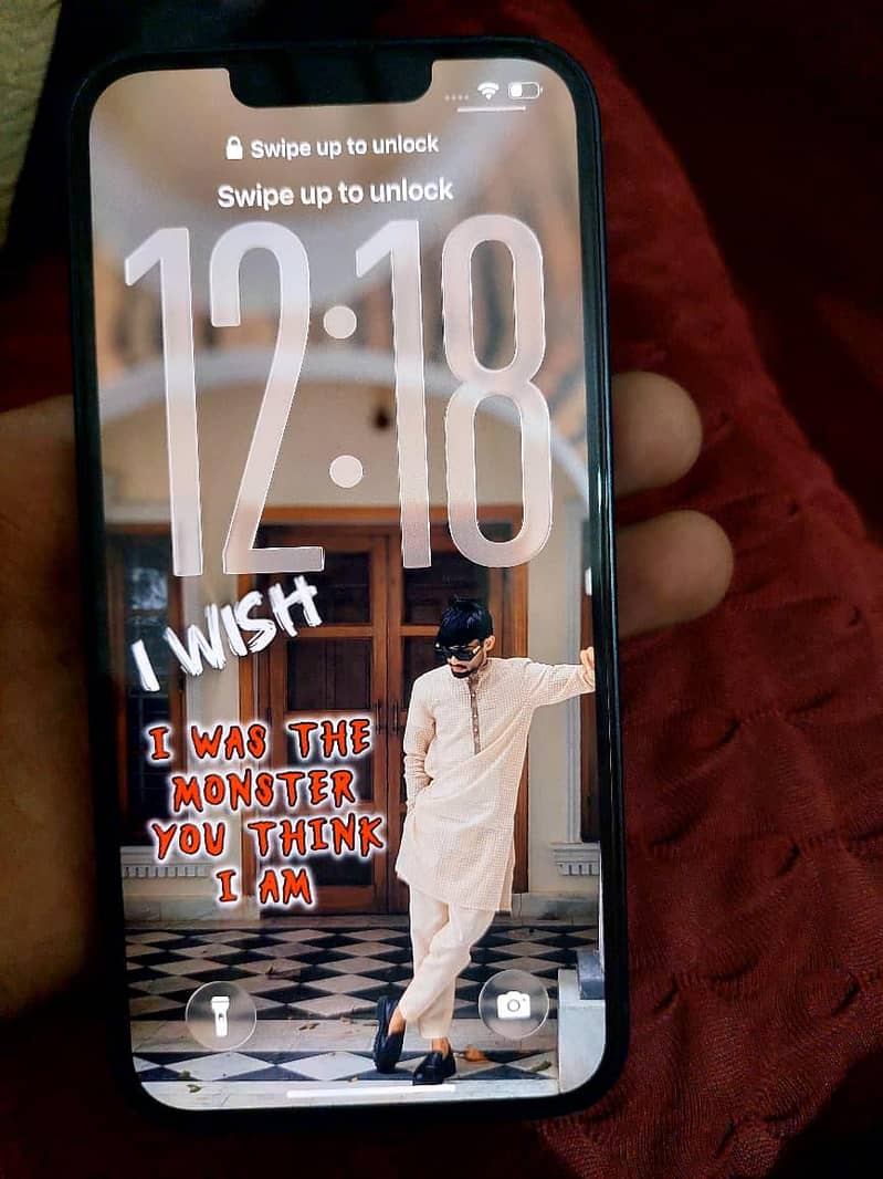 Apple iPhone 13 1