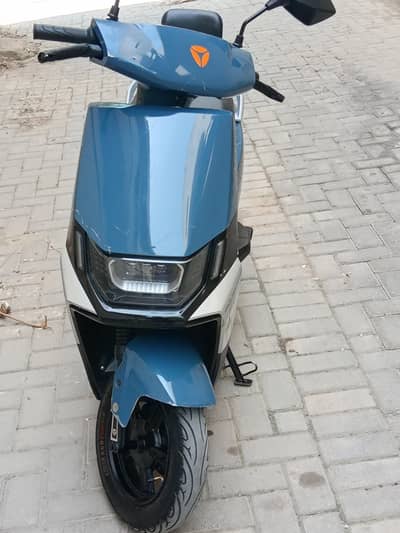 electric scooty