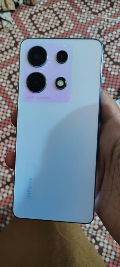 Infinix Note 30