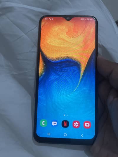 Samsung Mobile A20