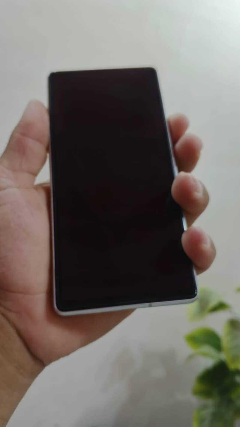 Google Pixel 7a 1