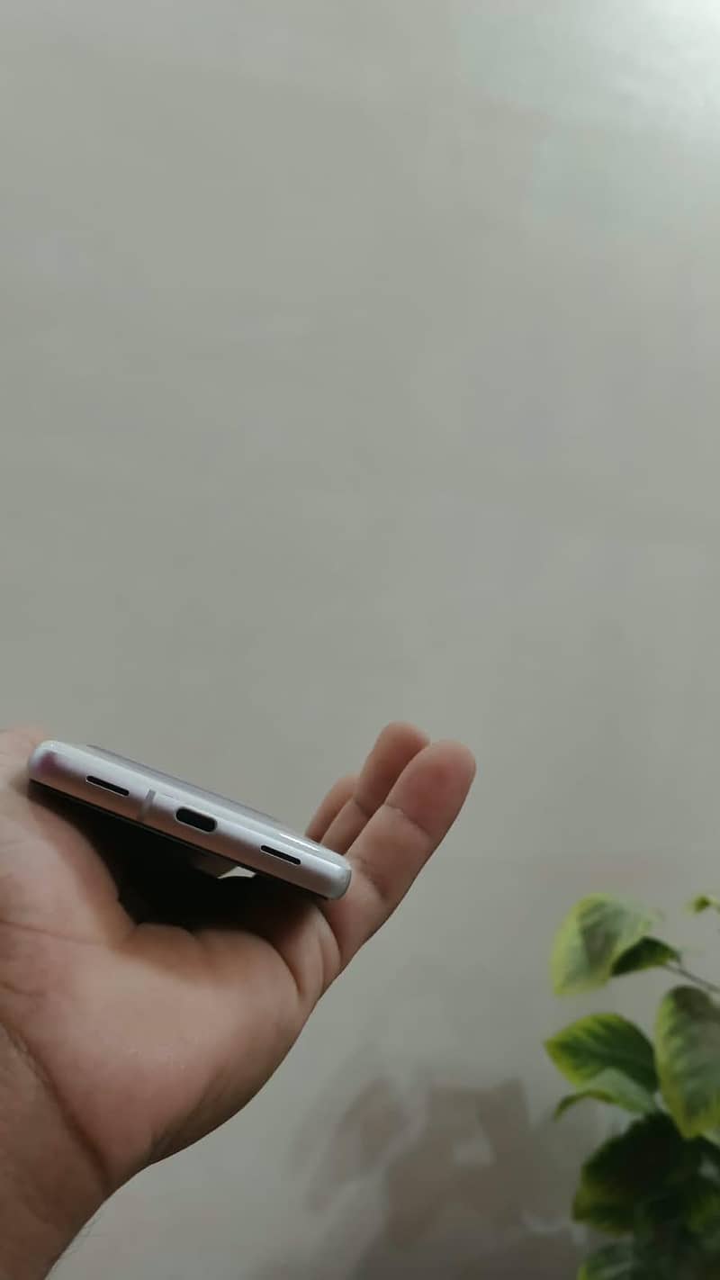 Google Pixel 7a 6