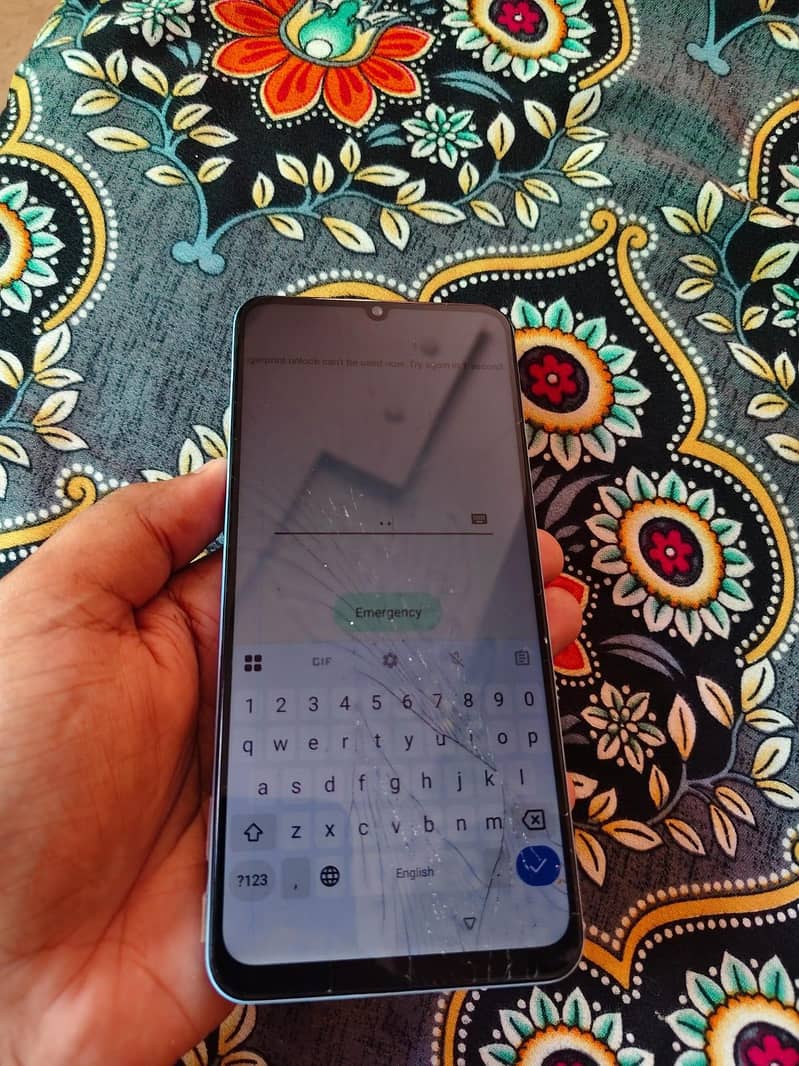 Realme Note 50 4