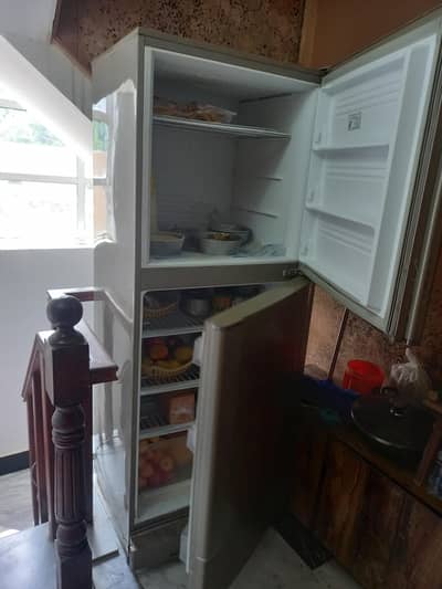 Full sized pel refrigerator for sale
