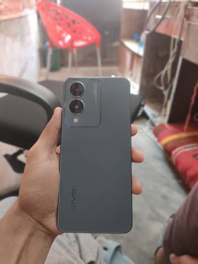 Vivo Y17s with box and charger 4gb 128gb all ok