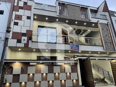Saadi Town House For Sale 240 Square Yard