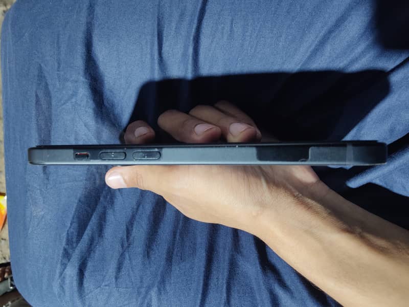 iPhone 15 4