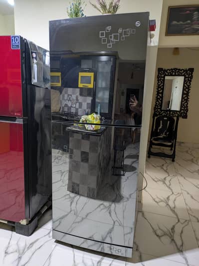 PEL Glass Door Refrigerator Full Size