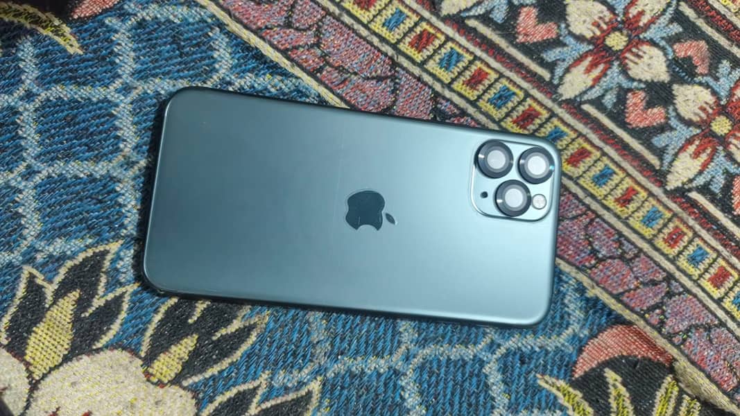 Apple iPhone 11 Pro 3