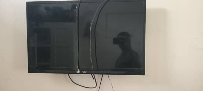haier tv 32 inch good condition