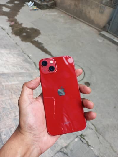 Apple iPhone 13