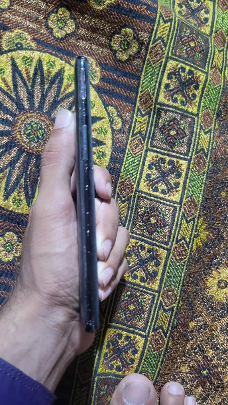 One Plus 6T 4