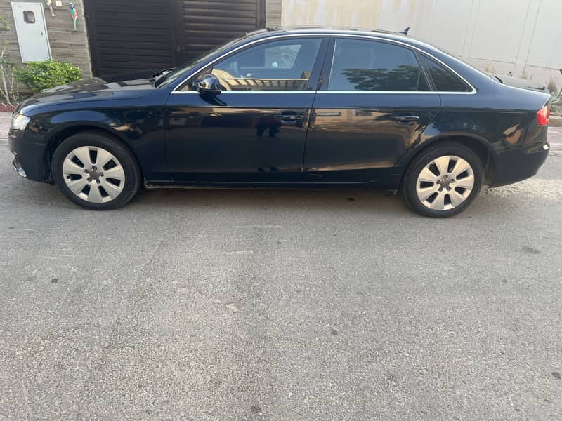 Audi A4 2011 1