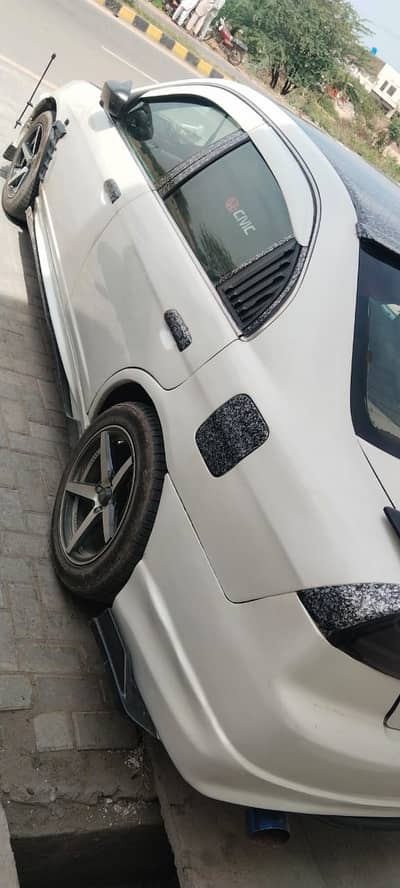 Honda Civic Oriel 2003