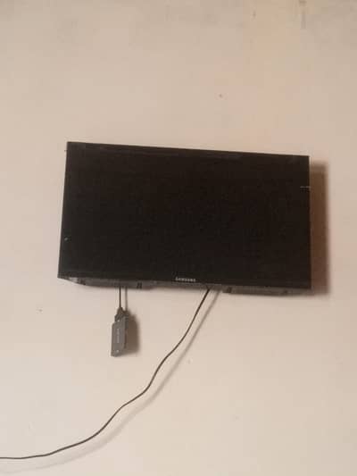 Samsung LCD 32 ech arjant sall kar ne ha