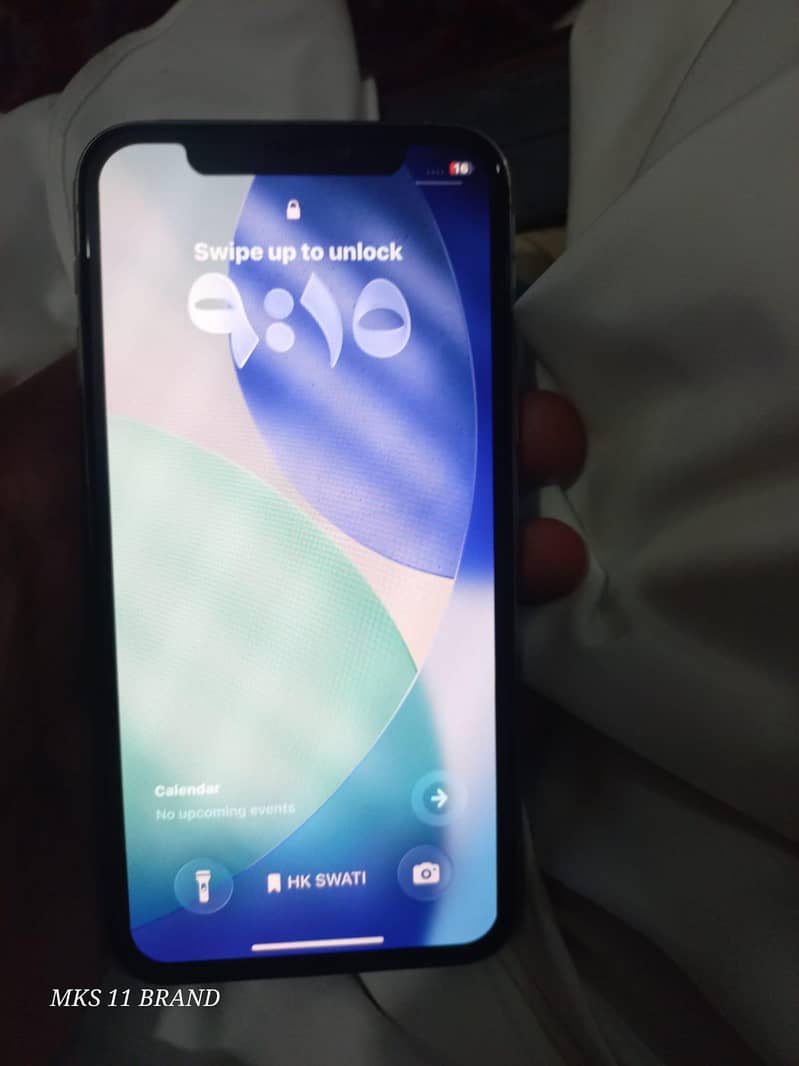 Apple iPhone 11 Pro 4