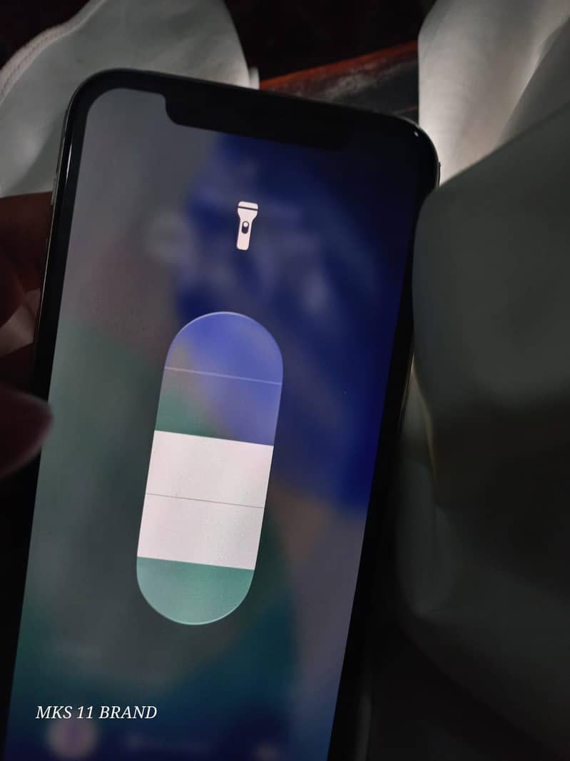 Apple iPhone 11 Pro 6