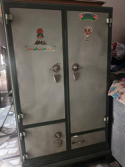 almari for sale