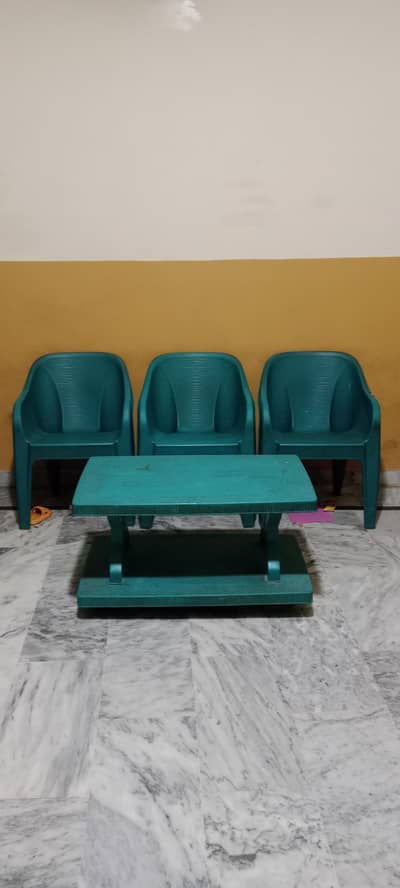 03 chairs 01 table
