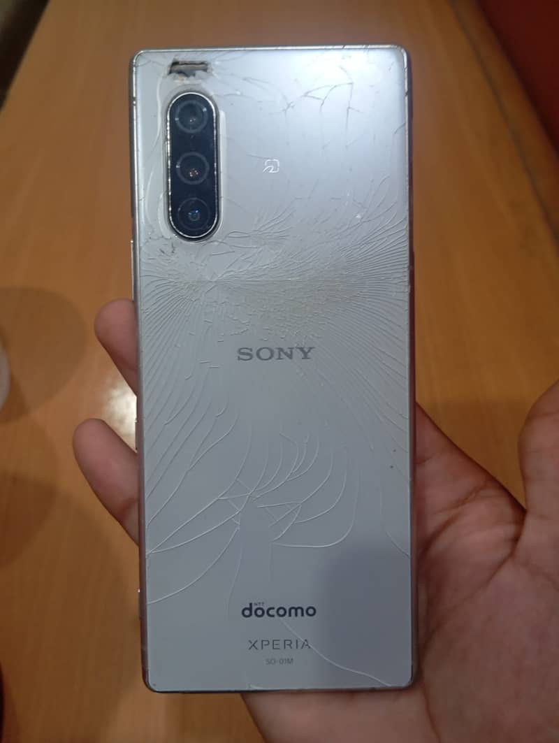 Sony 5 1
