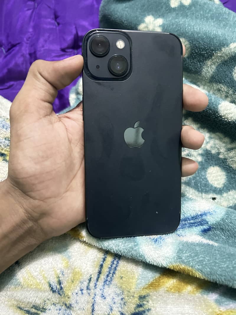 Apple iPhone 13 1
