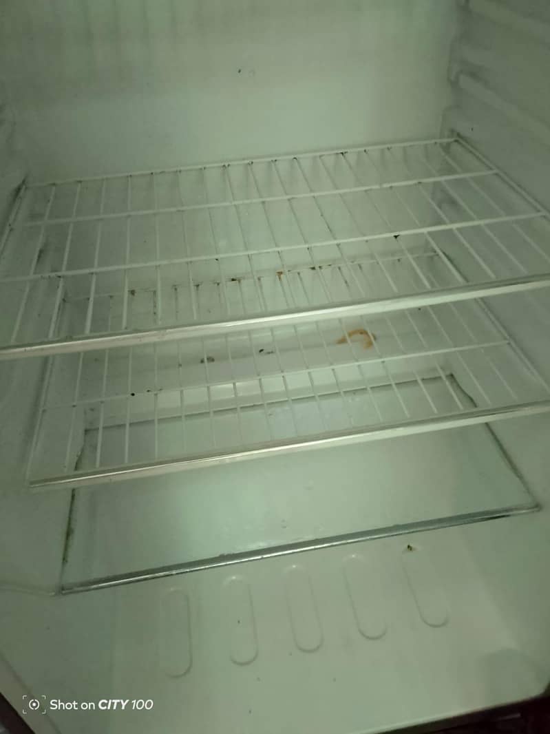 Haier Fridge 10