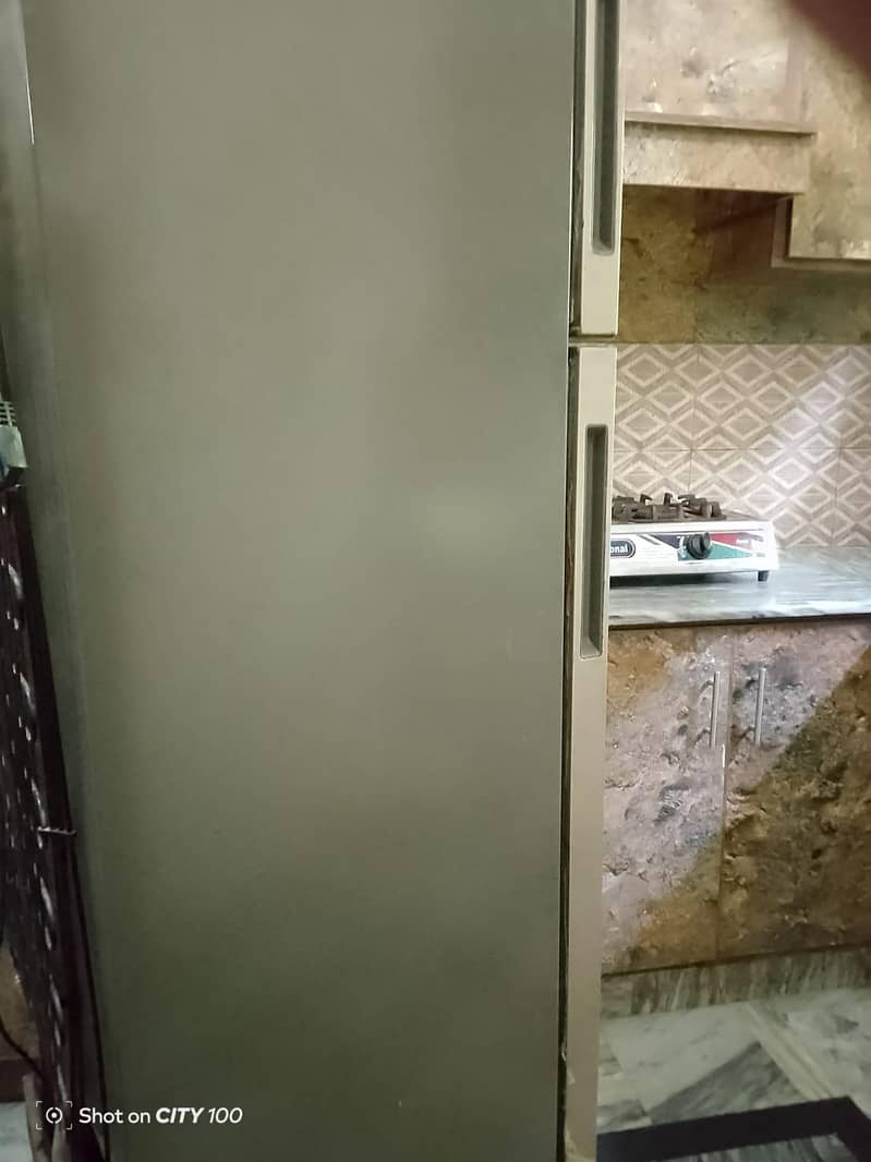 Haier Fridge 16
