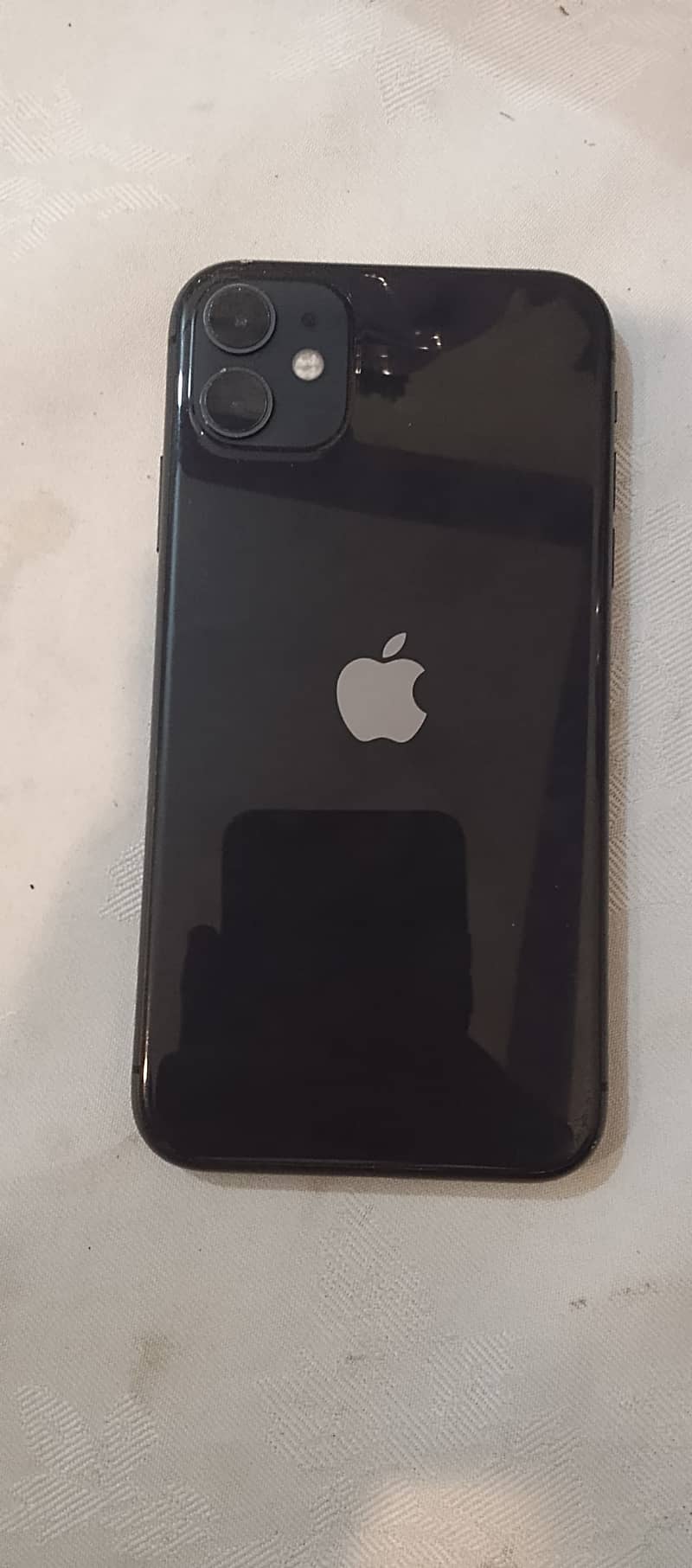 Apple iPhone 11 3