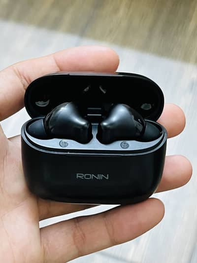 Ronin vivid earbuds